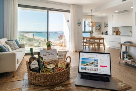 Apartamento vacacional en Rota Costa Ballena con vista al mar preparado para huéspedes de Airbnb y Booking